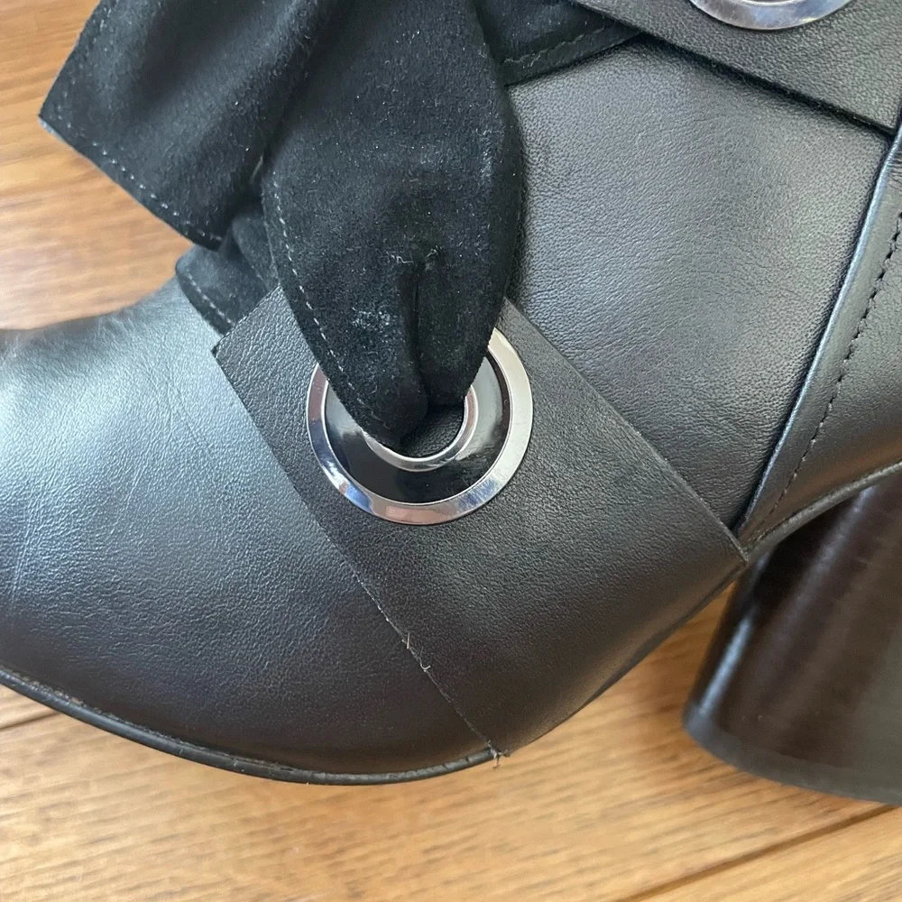 Donald J Pliner Witchy Whimsygoth Wednesday Addams Pointed Toe Victorian Boots